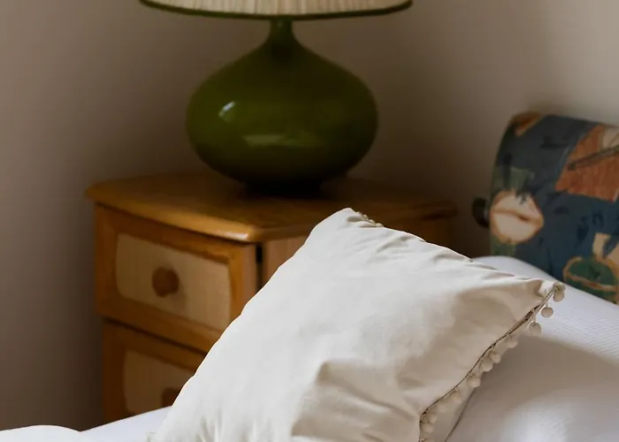 Spacious With 4 Bedrooms And Parking In Warsaw's Ochota By Nolegi Renters شقة *