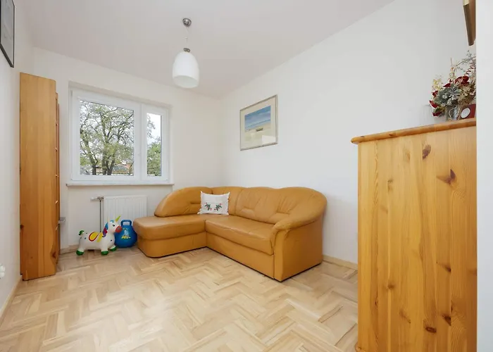 شقة Spacious With 4 Bedrooms And Parking In Warsaw's Ochota By Nolegi Renters *