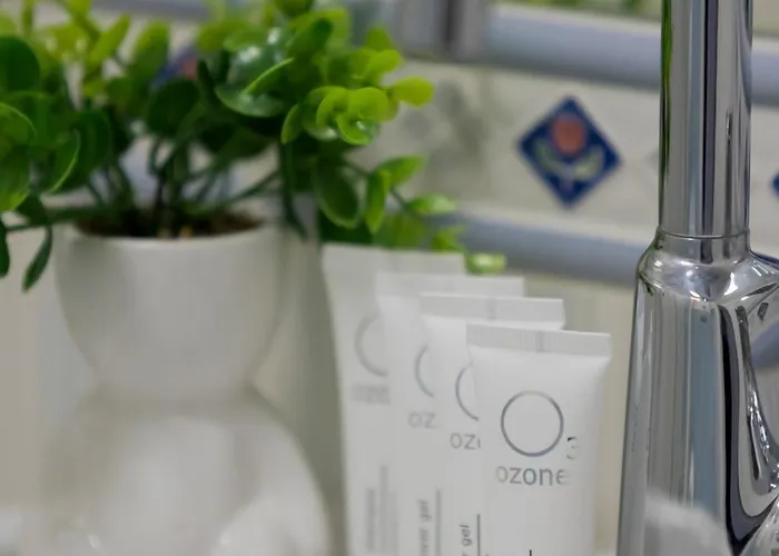 شقة Spacious With 4 Bedrooms And Parking In Warsaw's Ochota By Nolegi Renters وارسو